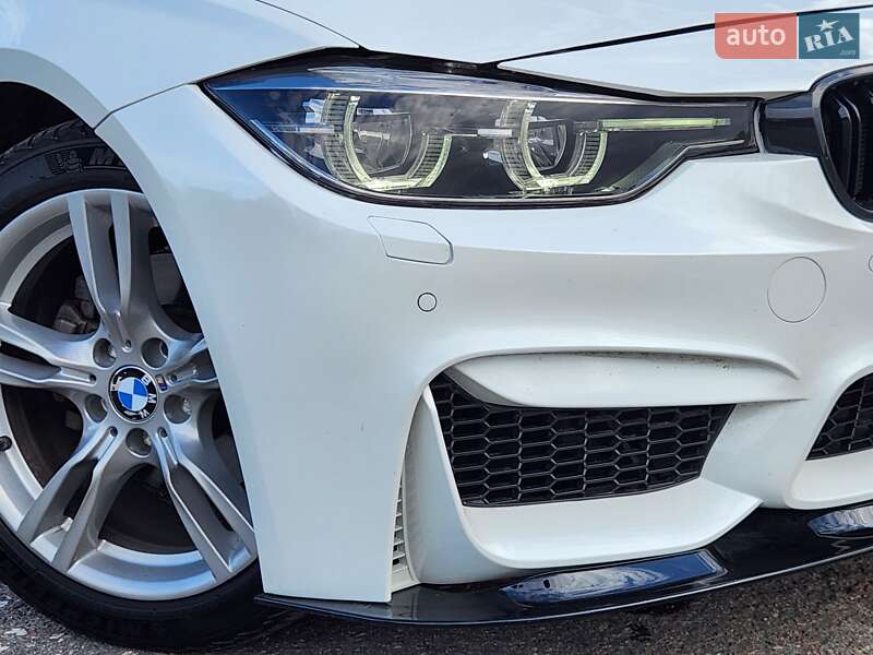 Седан BMW 3 Series 2017 в Ровно