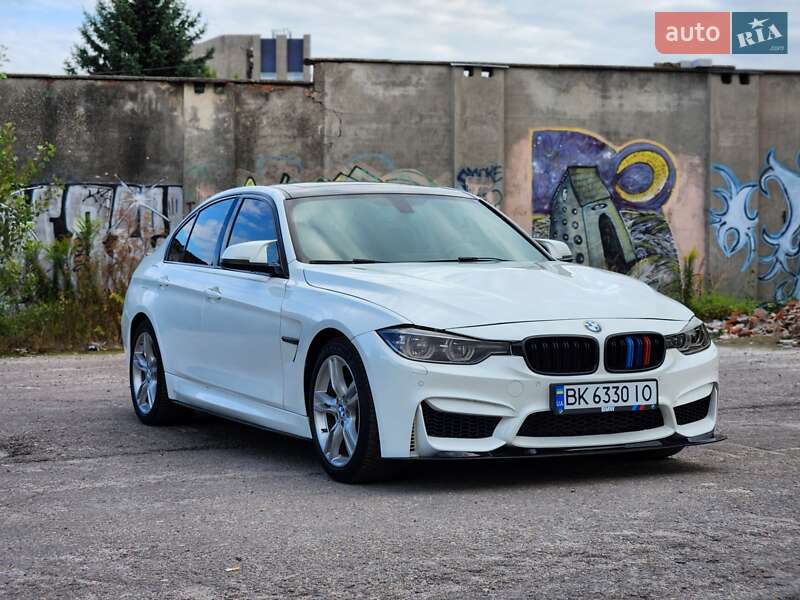Седан BMW 3 Series 2017 в Ровно