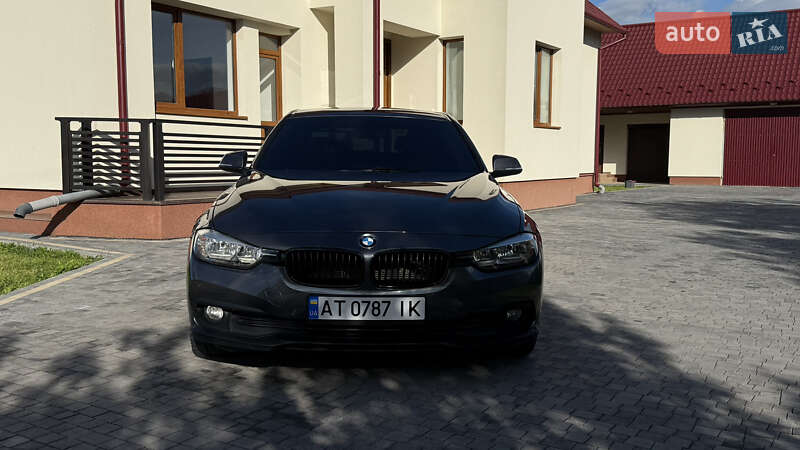 Седан BMW 3 Series 2016 в Коломые