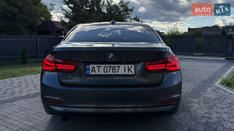 Седан BMW 3 Series 2016 в Коломые