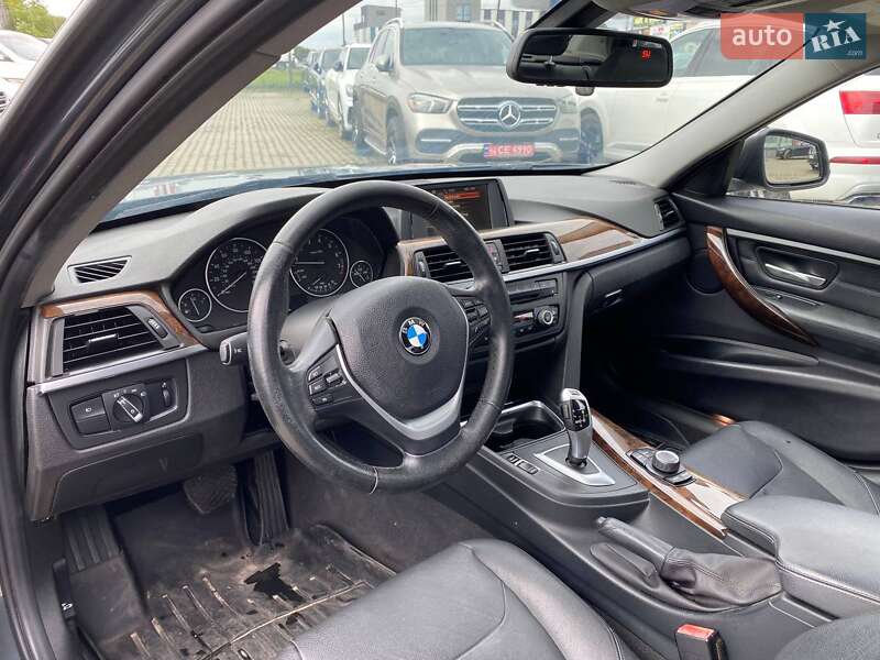 Седан BMW 3 Series 2015 в Львове