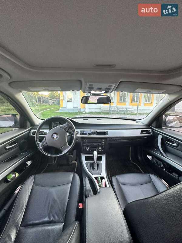 Седан BMW 3 Series 2011 в Киеве фото 3 Седан BMW 3 Series 2011 в Киеве