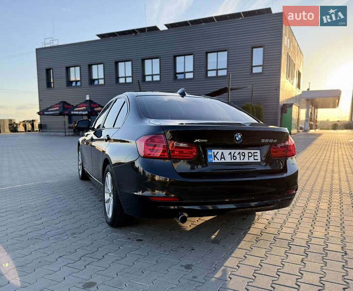 Седан BMW 3 Series 2013 в Киеве