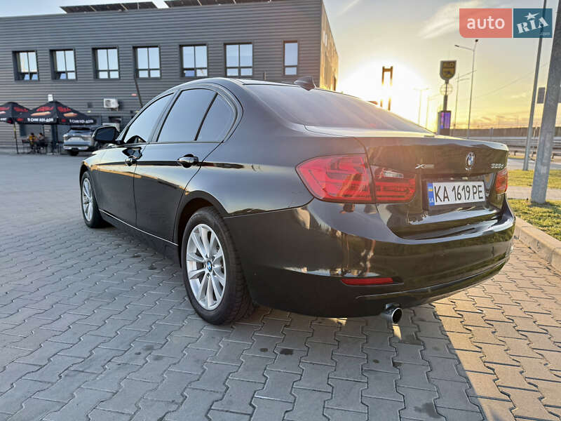 Седан BMW 3 Series 2013 в Киеве