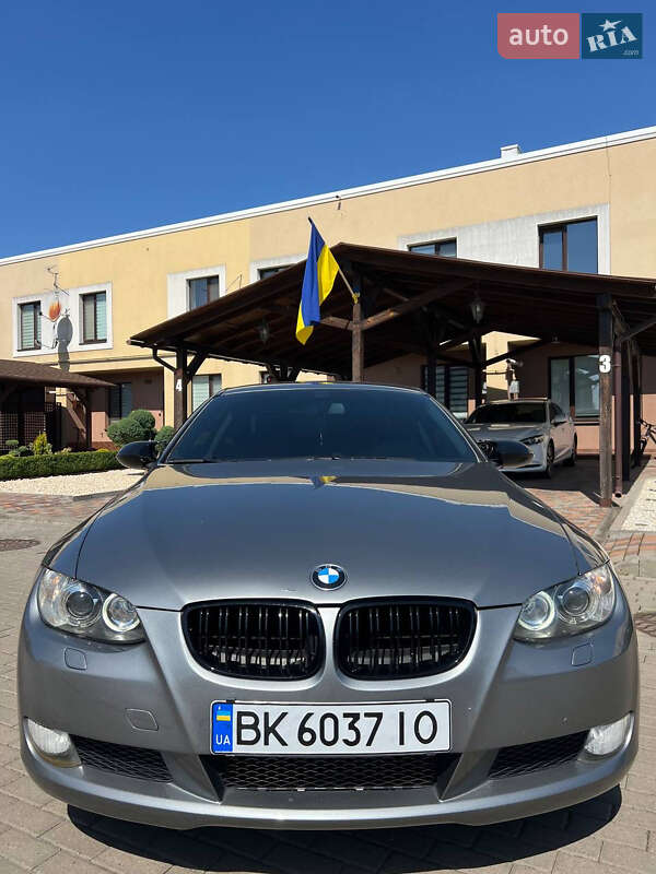 Купе BMW 3 Series 2008 в Ровно фото 3 Купе BMW 3 Series 2008 в Ровно
