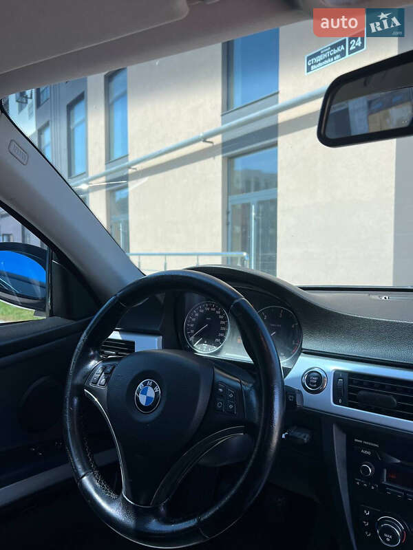 Купе BMW 3 Series 2008 в Ровно фото 27 Купе BMW 3 Series 2008 в Ровно