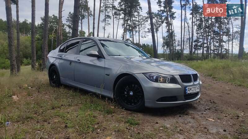 Седан BMW 3 Series 2005 в Житомире