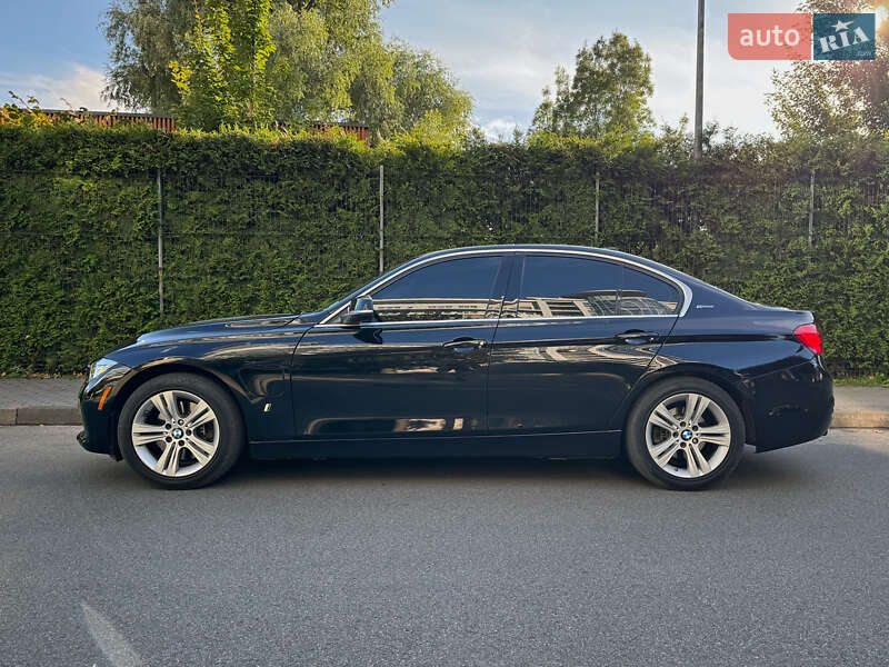 Седан BMW 3 Series 2017 в Києві