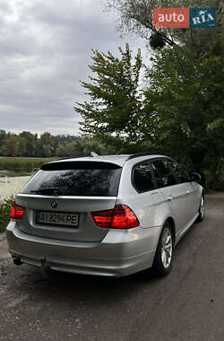 Універсал BMW 3 Series 2010 в Києві