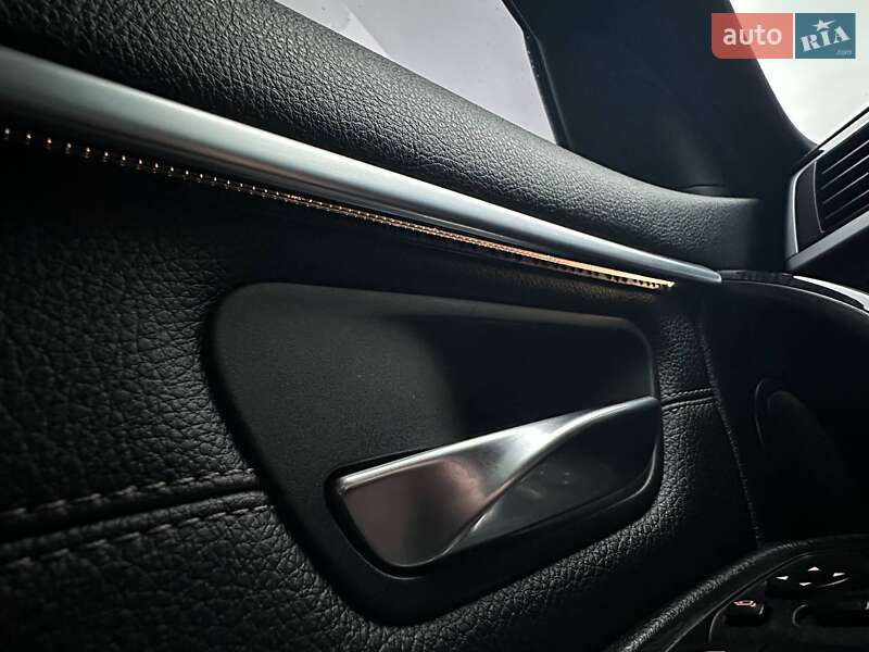 Седан BMW 3 Series 2016 в Рівному