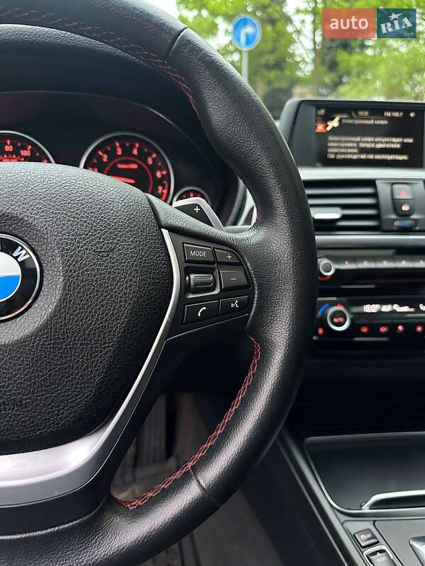 Седан BMW 3 Series 2016 в Рівному