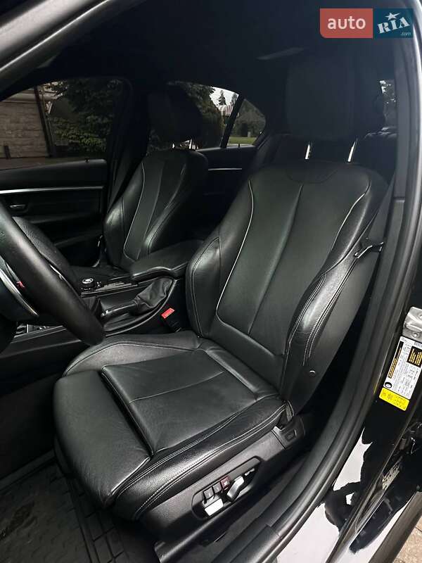 Седан BMW 3 Series 2016 в Рівному