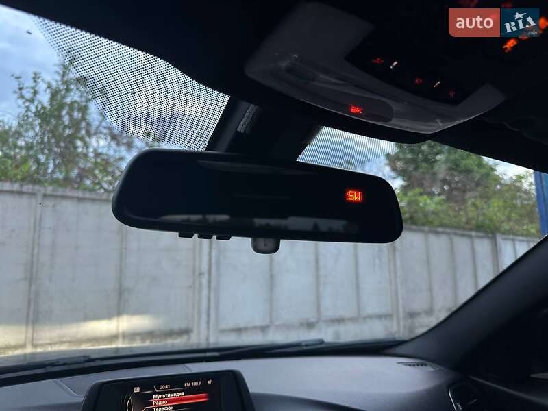 Седан BMW 3 Series 2016 в Рівному