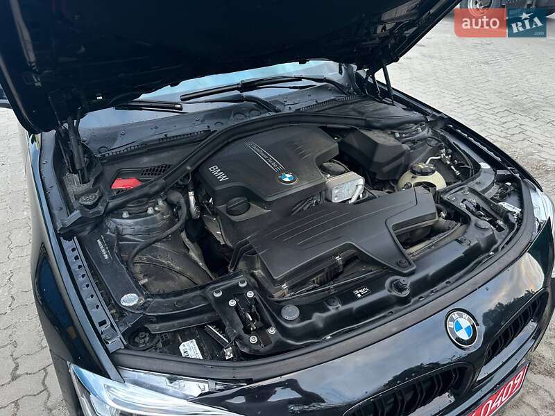 Седан BMW 3 Series 2016 в Рівному