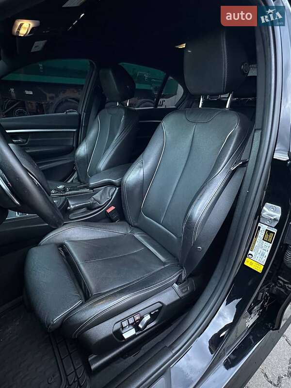 Седан BMW 3 Series 2016 в Рівному