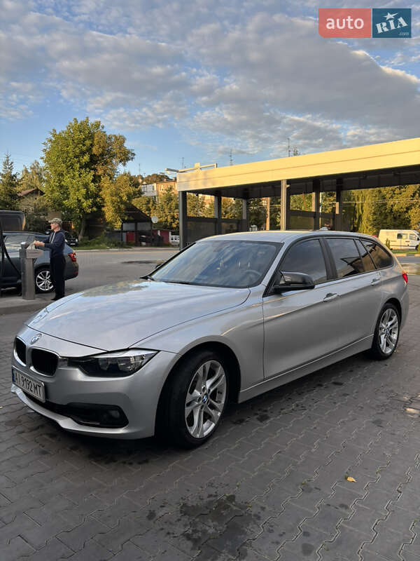 Универсал BMW 3 Series 2017 в 