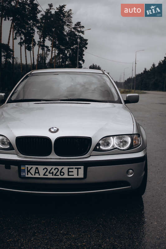 Седан BMW 3 Series 2002 в Ахтырке