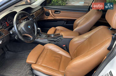 Купе BMW 3 Series 2010 в 