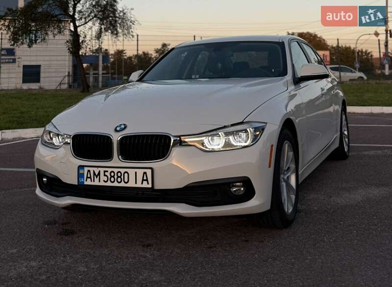 Седан BMW 3 Series 2018 в Житомире