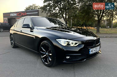Седан BMW 3 Series 2017 в Лозовой