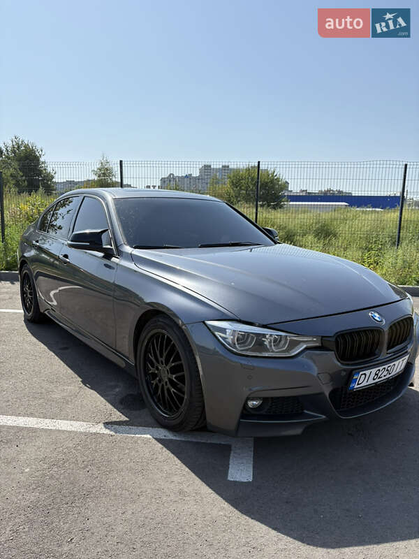 Седан BMW 3 Series 2014 в Киеве