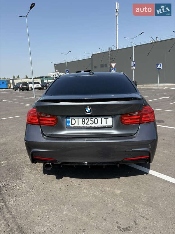 Седан BMW 3 Series 2014 в Киеве