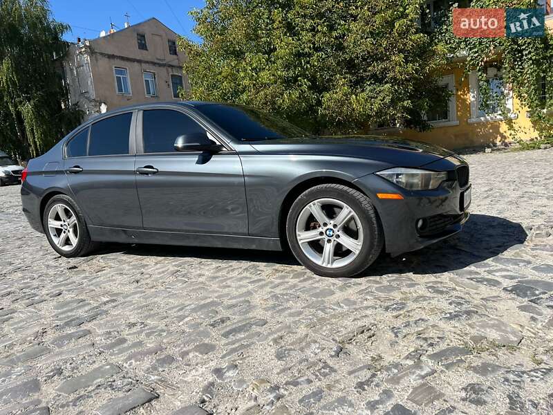 Седан BMW 3 Series 2015 в Каменец-Подольском фото 3 Седан BMW 3 Series 2015 в Каменец-Подольском