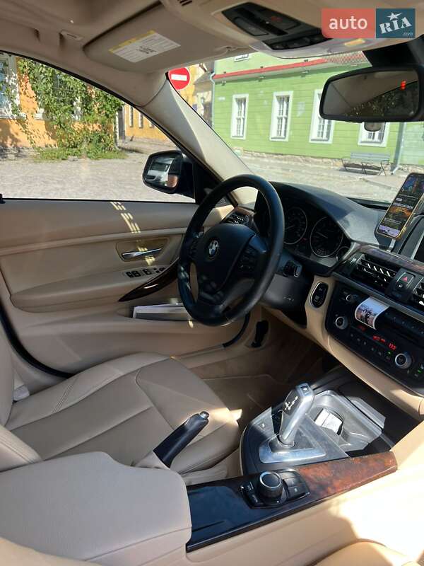 Седан BMW 3 Series 2015 в Каменец-Подольском фото 20 Седан BMW 3 Series 2015 в Каменец-Подольском