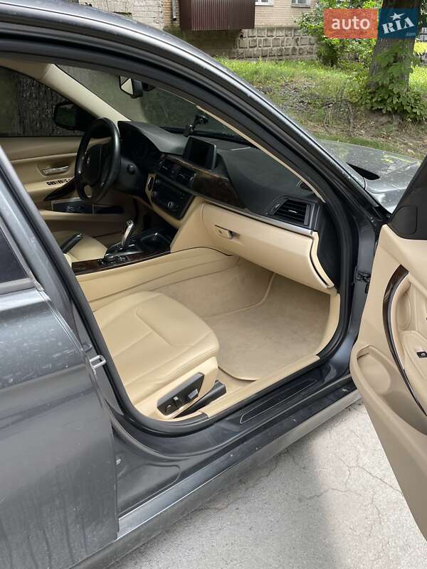 Седан BMW 3 Series 2015 в Каменец-Подольском фото 25 Седан BMW 3 Series 2015 в Каменец-Подольском