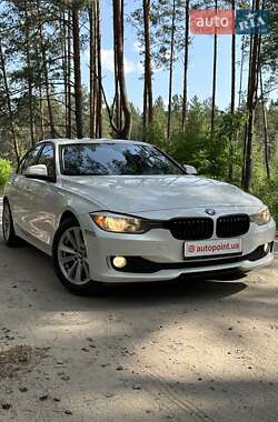 Седан BMW 3 Series 2013 в Білогородці