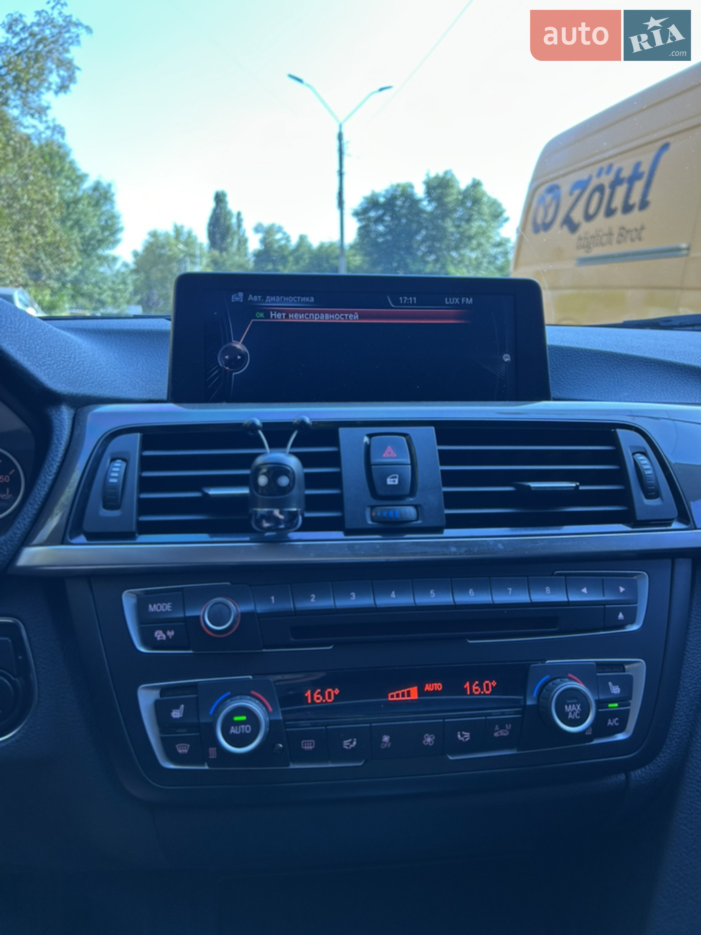 2013 BMW 3er - мініатюра 13