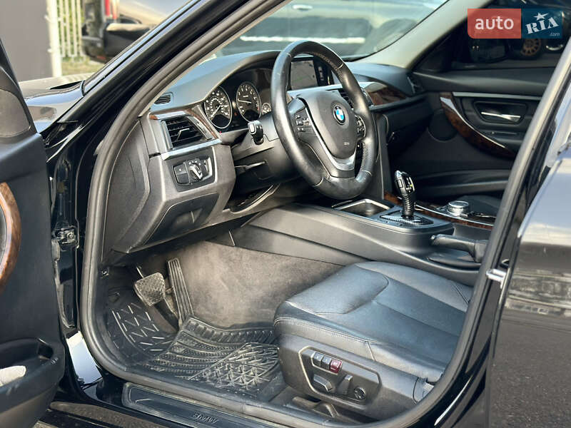 Седан BMW 3 Series 2015 в Харькове