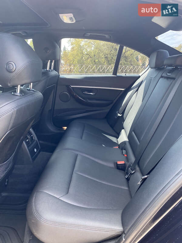 Седан BMW 3 Series 2016 в Харкові фото 31 Седан BMW 3 Series 2016 в Харкові