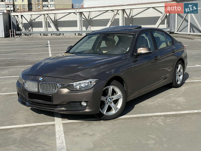 Седан BMW 3 Series 2014 в Киеве