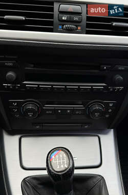 Универсал BMW 3 Series 2005 в  фото 9 Универсал BMW 3 Series 2005 в