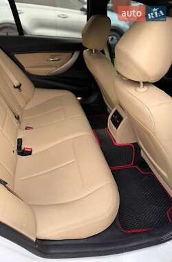 Седан BMW 3 Series 2017 в 