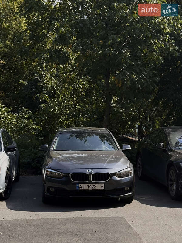 Седан BMW 3 Series 2016 в Ивано-Франковске фото 31 Седан BMW 3 Series 2016 в Ивано-Франковске
