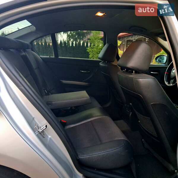 Седан BMW 3 Series 2007 в Львові