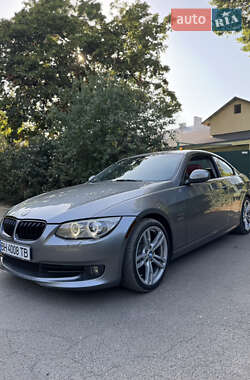Купе BMW 3 Series 2010 в Киеве