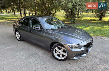 Седан BMW 3 Series 2013 в Харкові