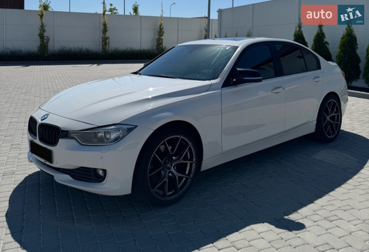 2011 BMW 3er - мініатюра 30