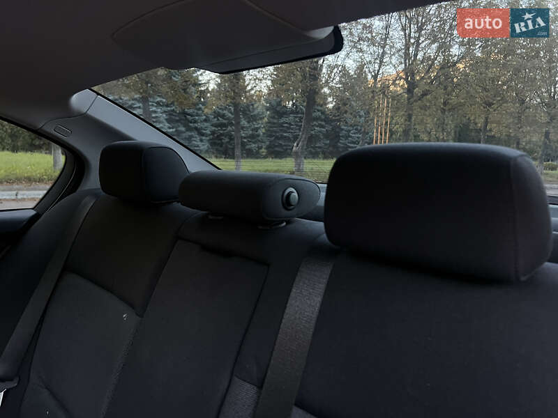 Седан BMW 3 Series 2007 в Житомире