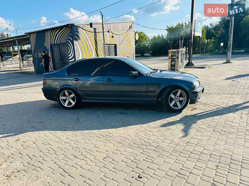 Седан BMW 3 Series 2000 в Ирпене