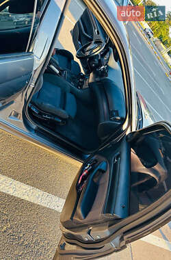 Седан BMW 3 Series 2000 в  фото 11 Седан BMW 3 Series 2000 в