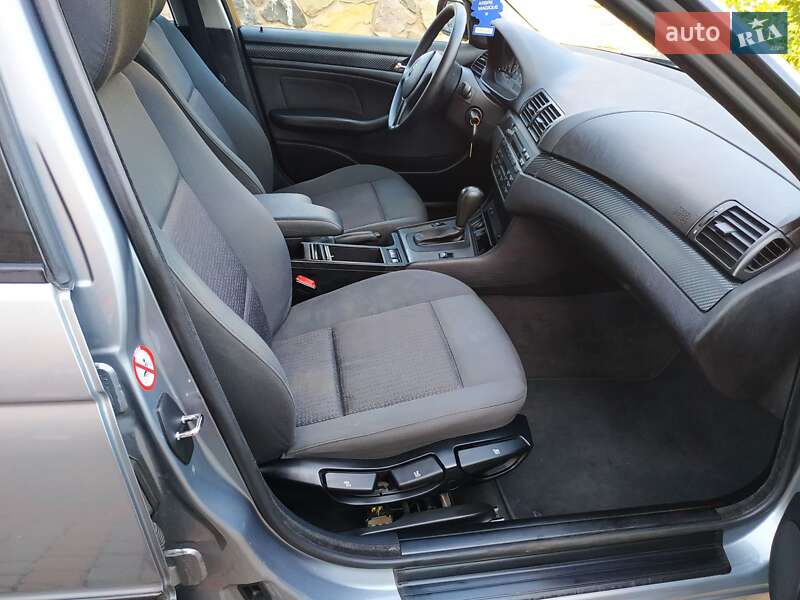 Седан BMW 3 Series 2004 в Луцке