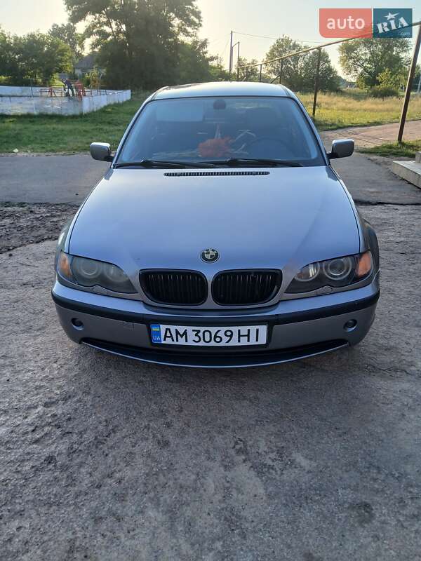 BMW 3 Series 2003