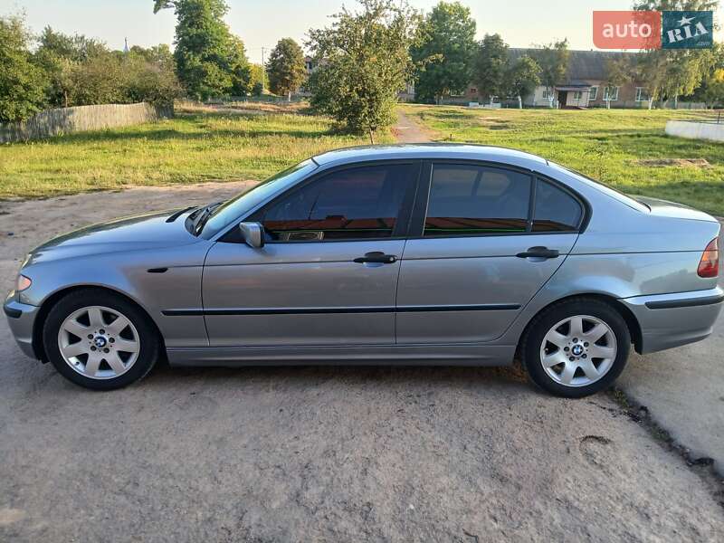 Седан BMW 3 Series 2003 в Коростене