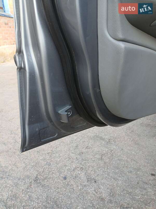 Седан BMW 3 Series 2003 в Коростене