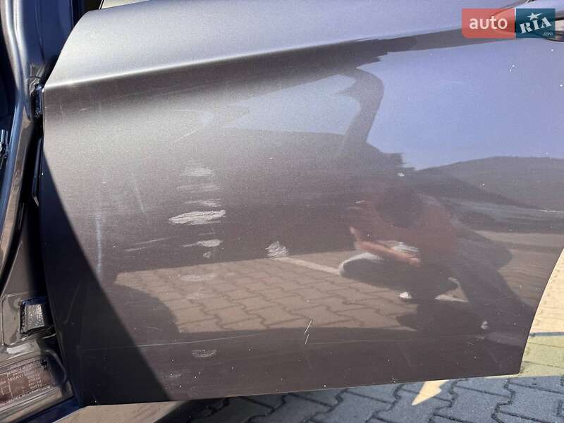 Седан BMW 3 Series 2008 в Ужгороді