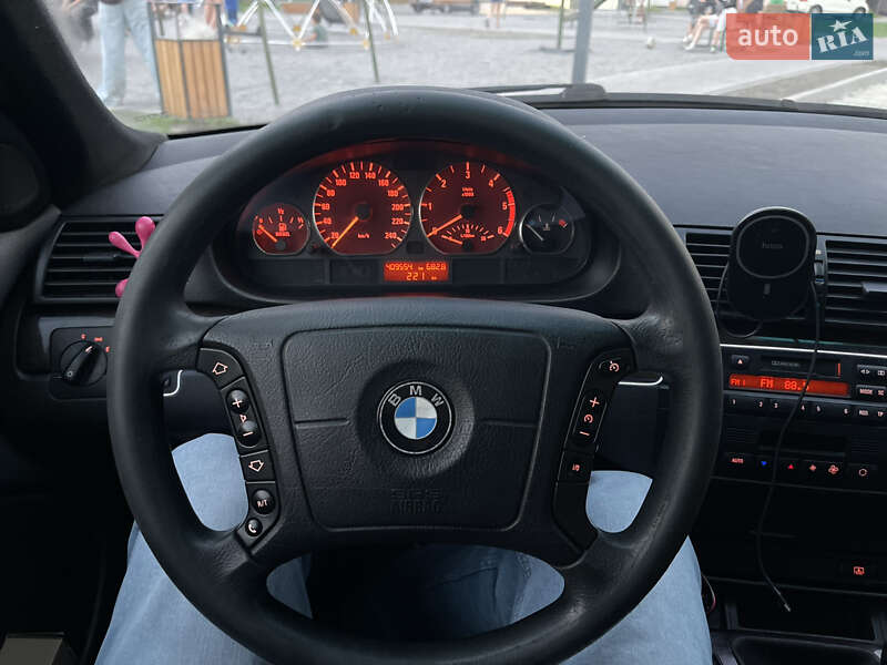 Седан BMW 3 Series 1999 в Ровно
